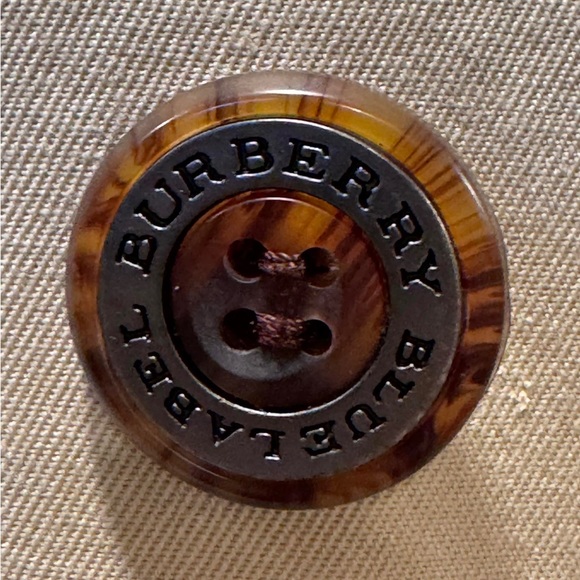 PRELOVED USED AUTHENTIC BURBERRY BLUE LABEL COAT - Picture 3 of 16